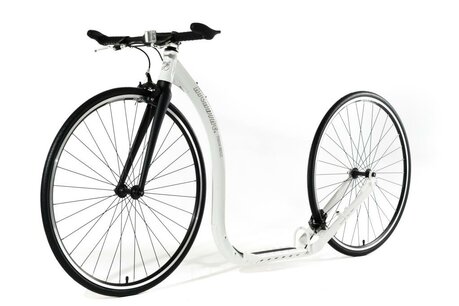 Kickbike Race Max 28/28 Wit sportstep Kickbike Race Max 28/28 Wit sportstep